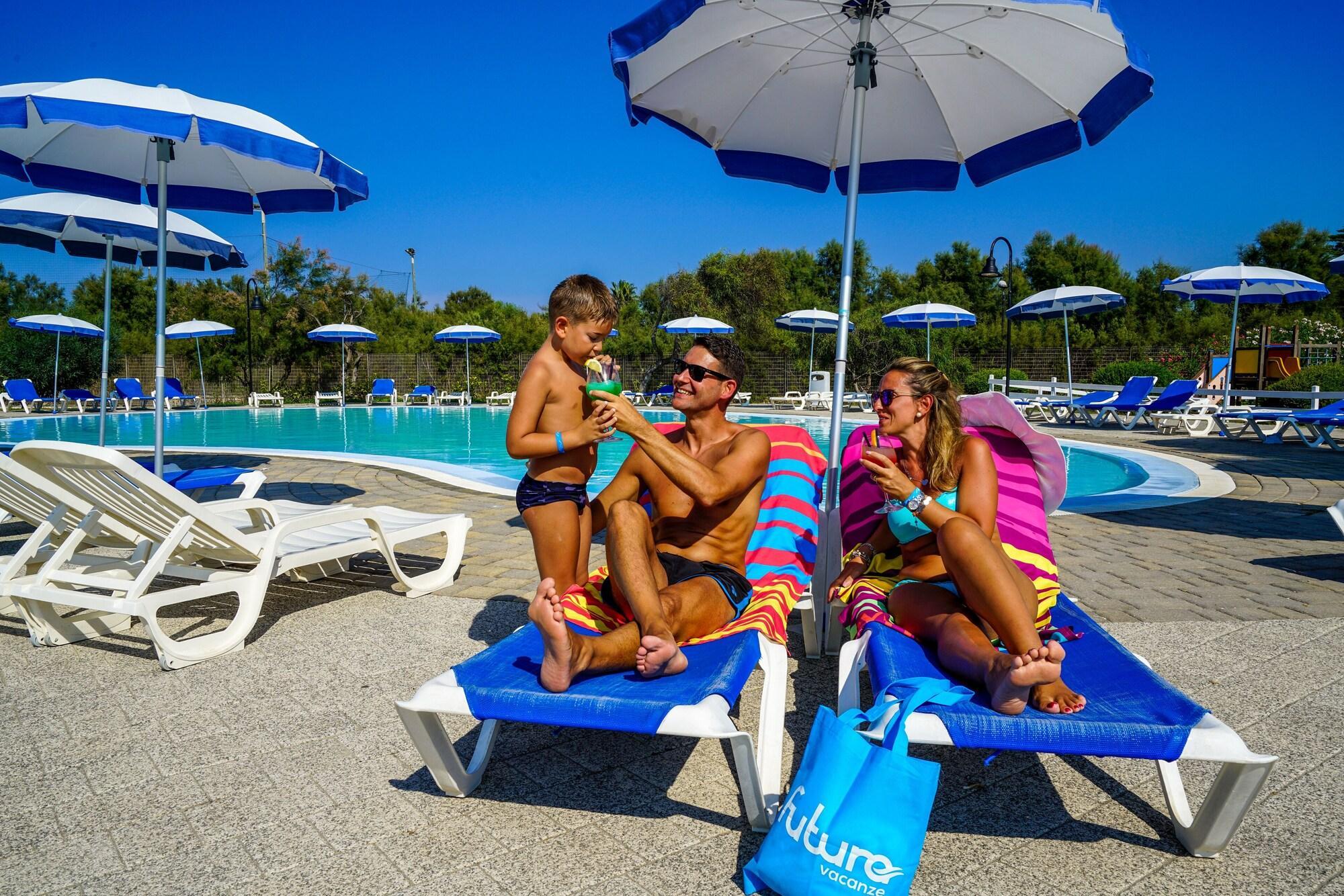 Futura Club Torre Rinalda Hotel Buitenkant foto